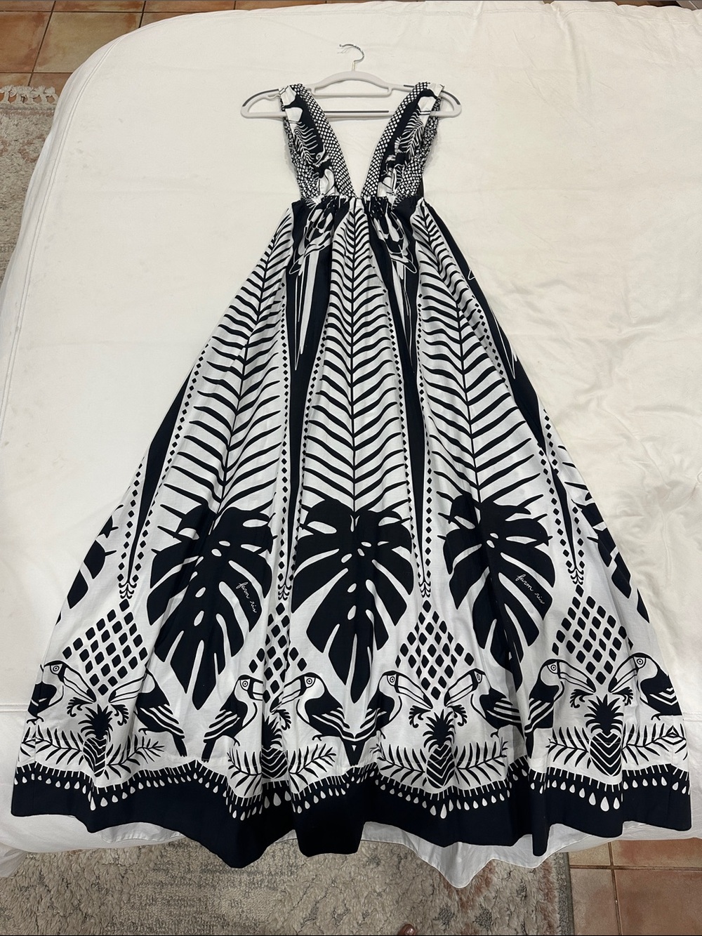 FARM Rio Black and White Tropical-Print Maxi Dress - Picture 5 of 9